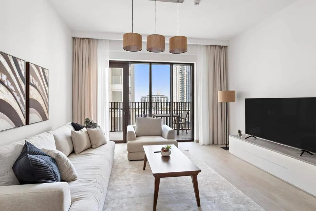 Silkhaus Stylish 1BDR New Creek Tower - 2