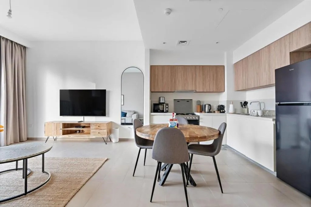 Silkhaus new 1BDR in Executive Residence 2 - 2