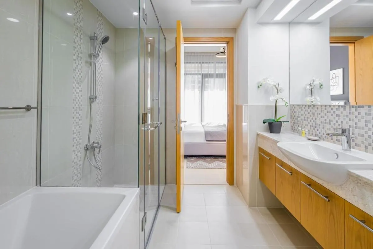 Silkhaus spacious 1BDR in new Building between Downtown and Business Bay - 3