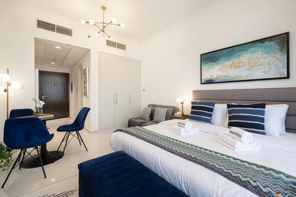 SmartStay at Carson Tower – Panoramic City Views – Modern Luxury Apartments - 2