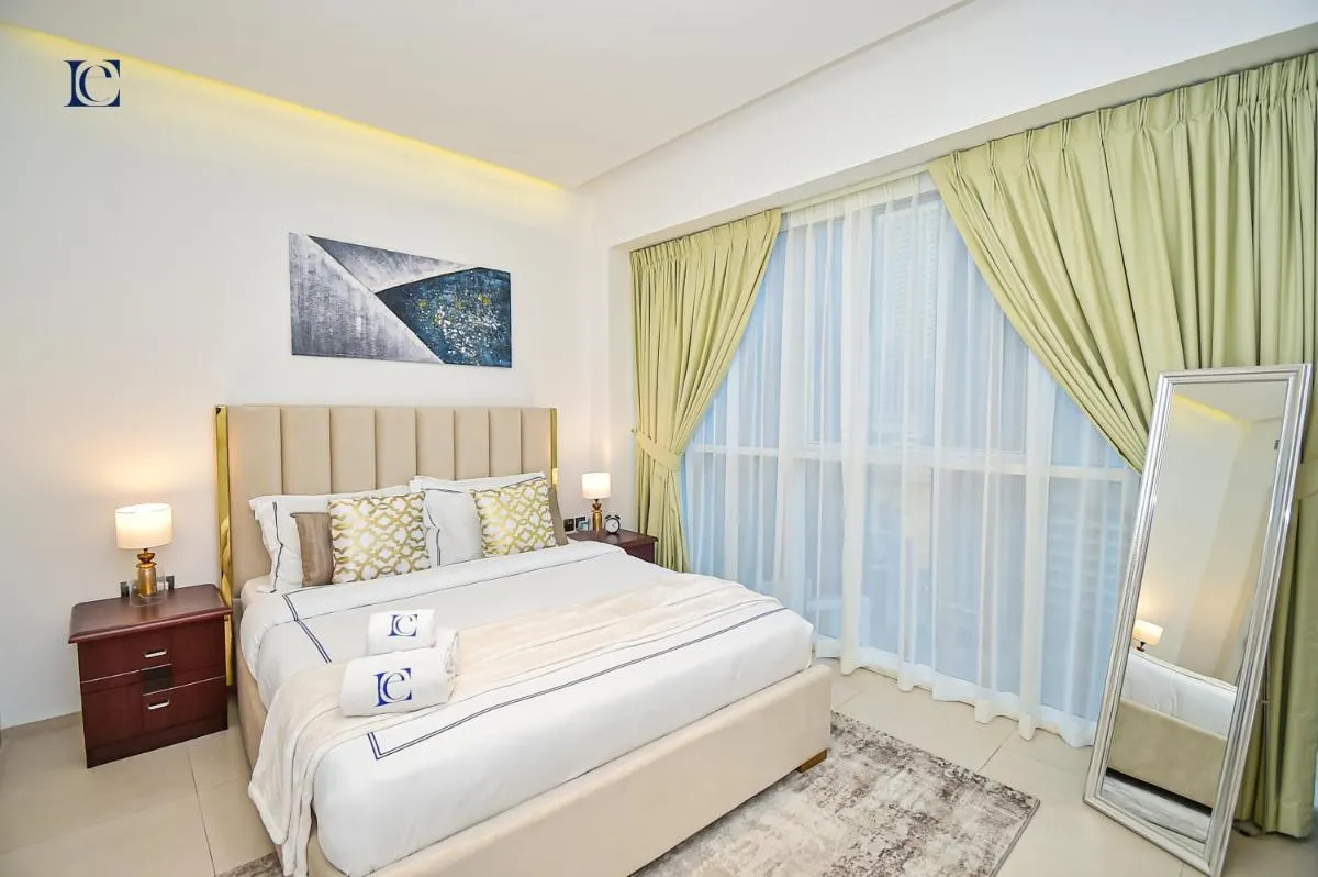 Spacious 1Bed Apt with a huge Balcony in Dubai Marina – VST - 2
