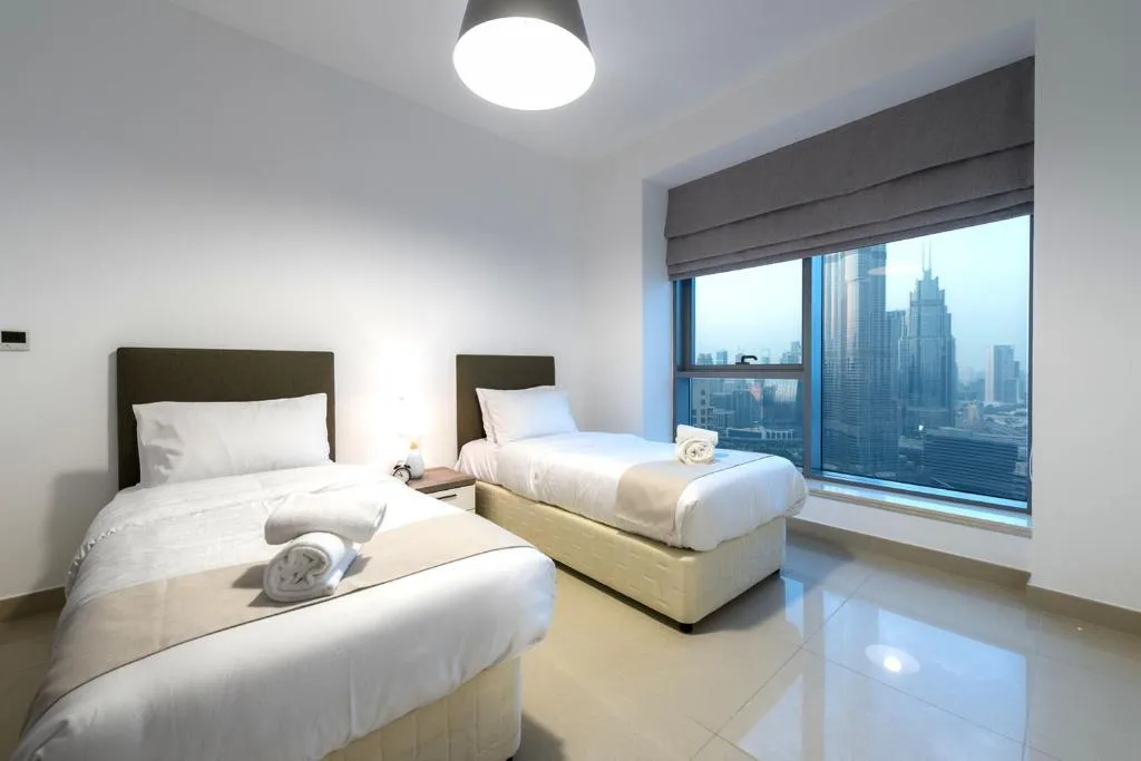 Spectacular Burj Khalifa & Fountain View 2 Bedroom Apartment, 29 Boulevard Tower - 3