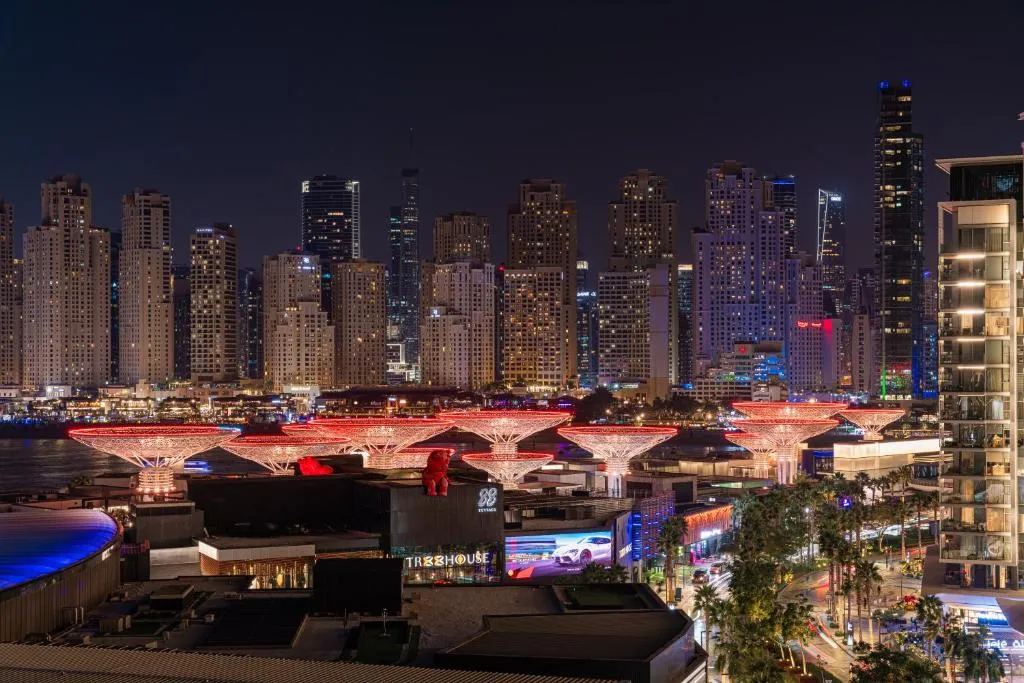 Spectacular views of Ain Dubai on Bluewaters Island - 3