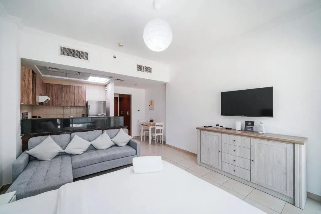 Studio close to Burj Khalifa and Downtown Dubai - 2