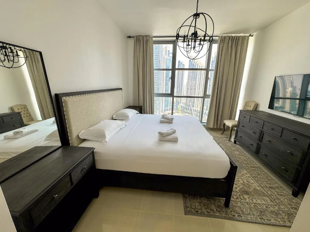Stunning fountain view in Downtown, next to Burj Khalifa Only 5minutes walk from Dubai Mall