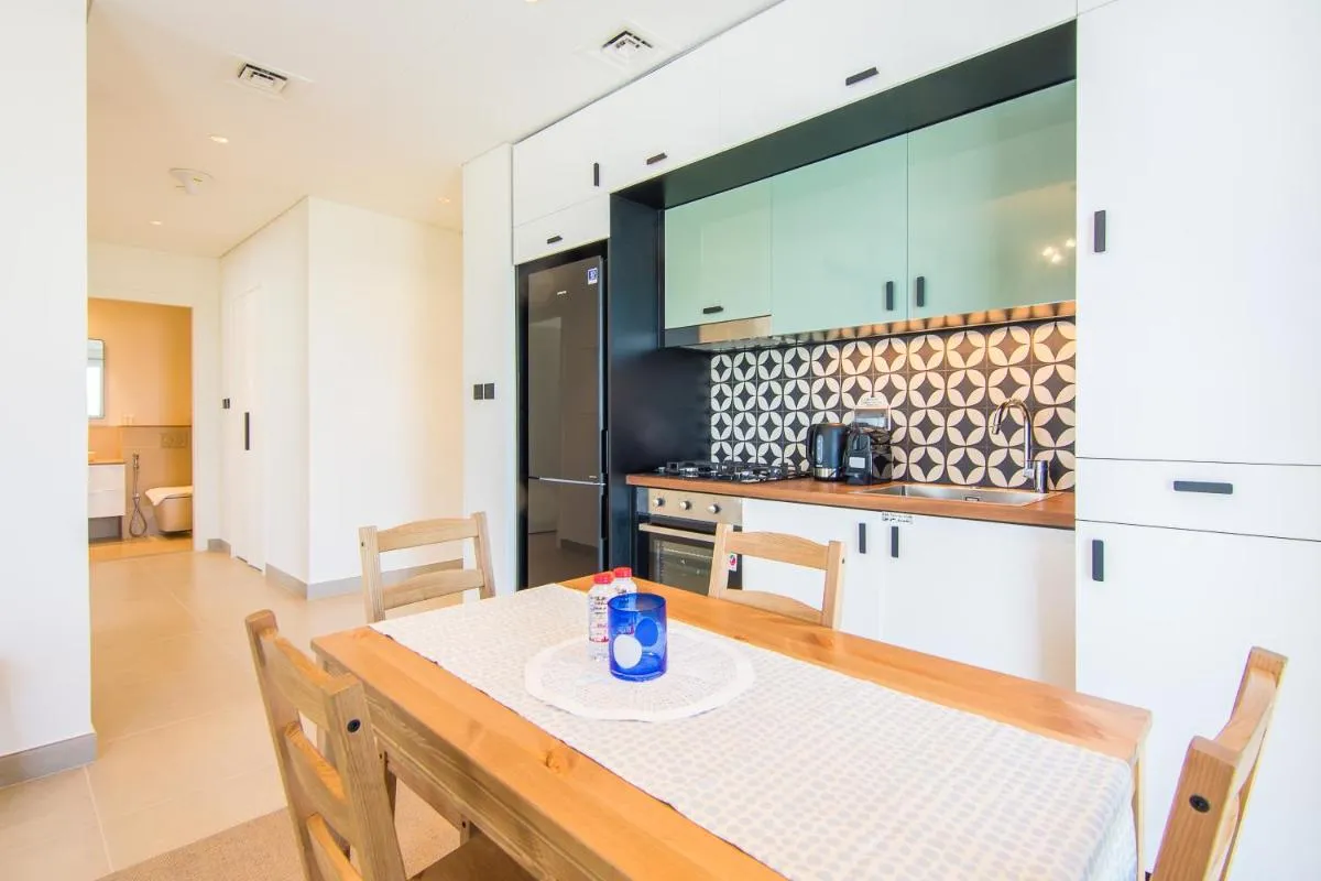 Stylish 1BR Apartment in Dubai Hills - 3