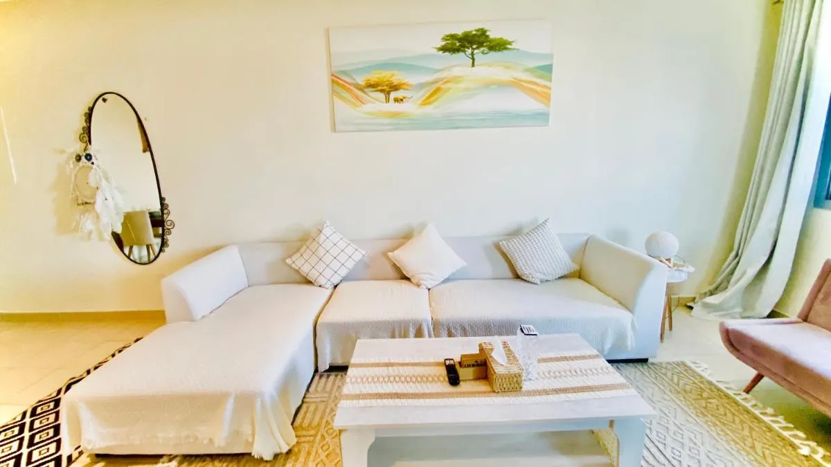Stylish 1 BR with sea view – Sunset view