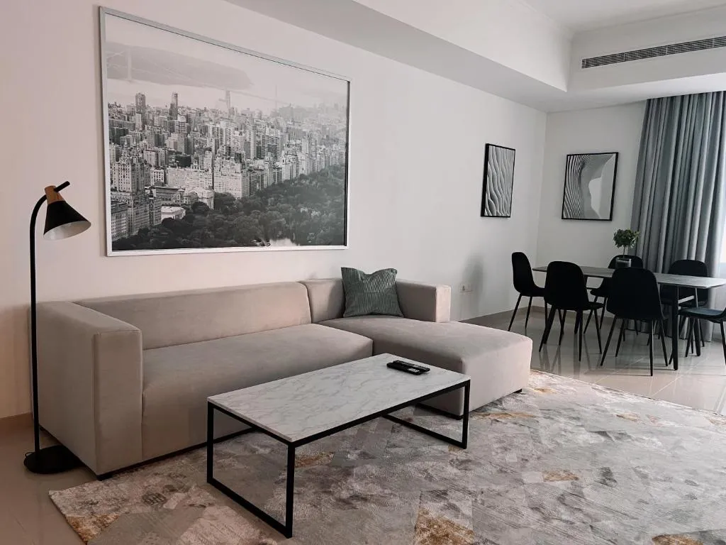 Stylish 2 bdr in Dubai Marina & hotels beach access available