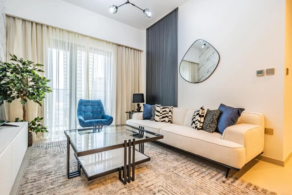 Superior 1BR In Burj Royale – Downtown Dubai