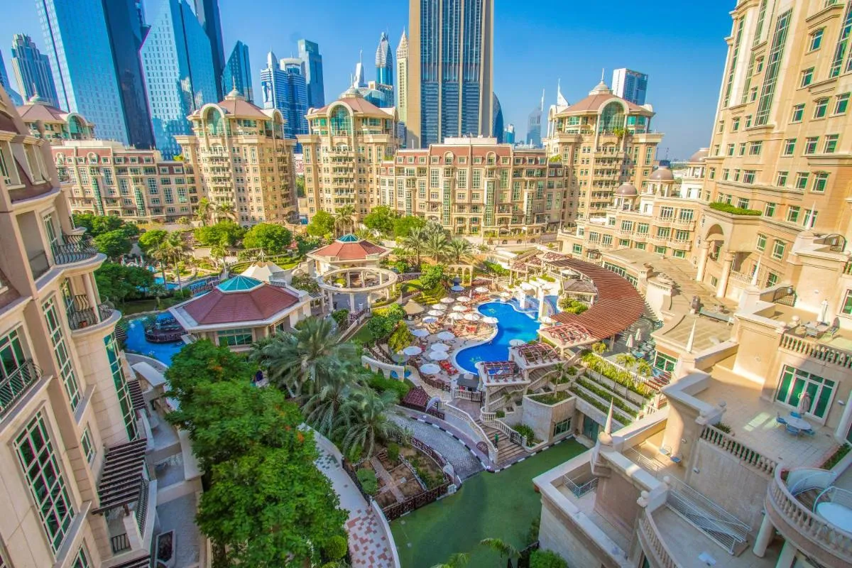 Swissôtel Al Murooj Dubai - 2