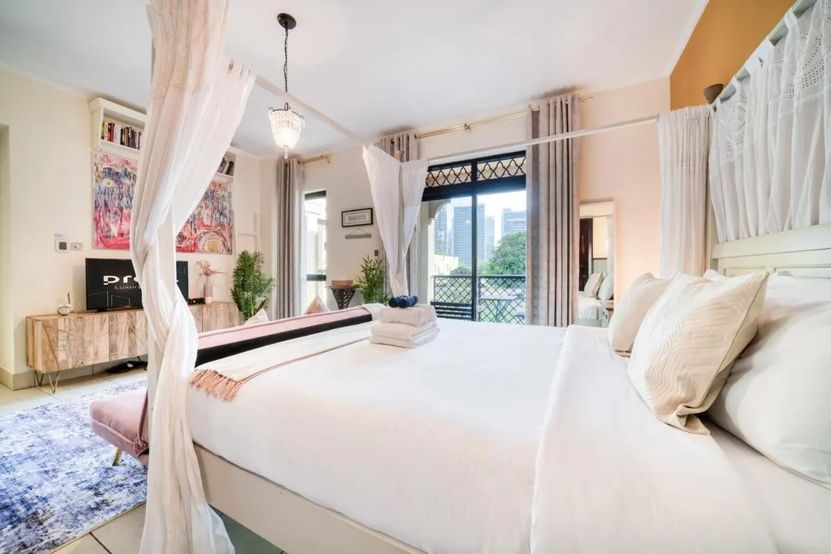 Tranquil Studio with Greenery View in Reehan - 3