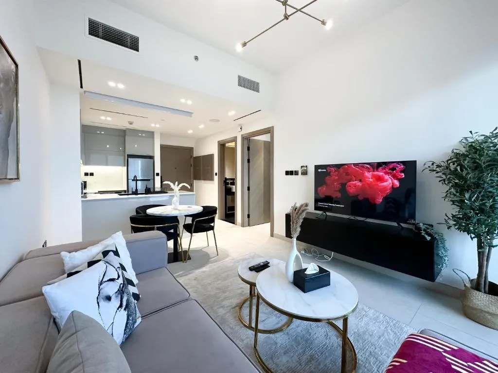 Trophy Sunny Honey Suite Canal View & Infinty Pool
