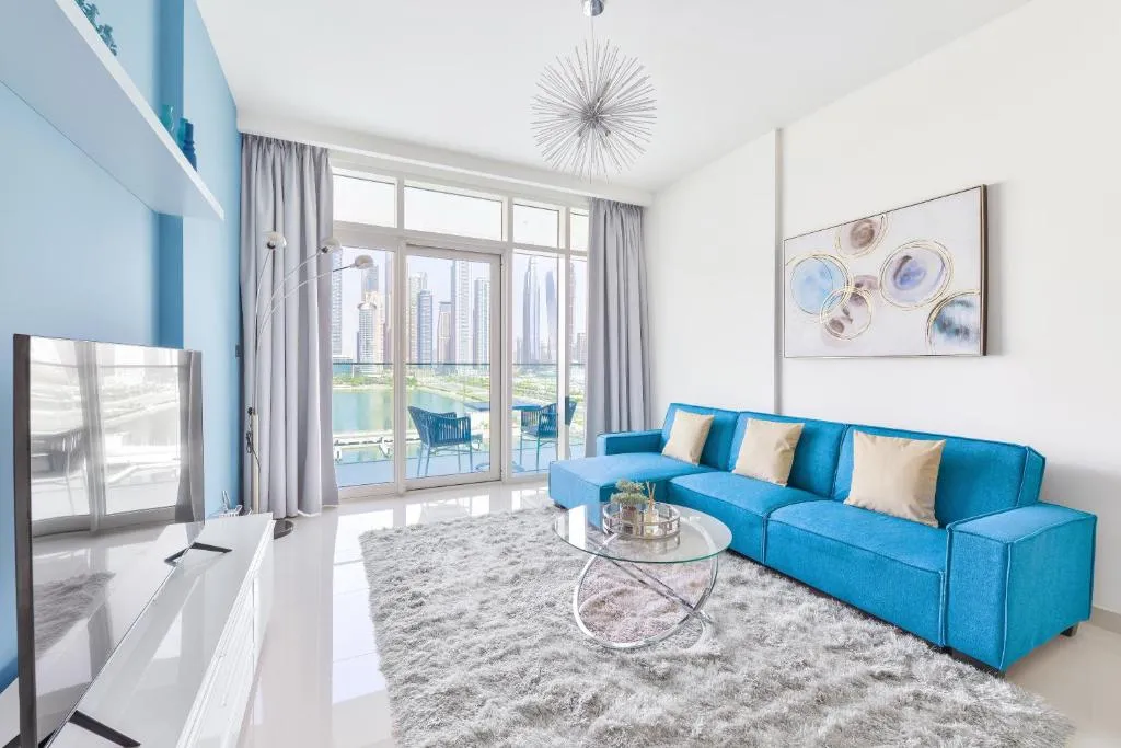 Ultra Luxury Emaar Beachfront – Private Beach and Pool