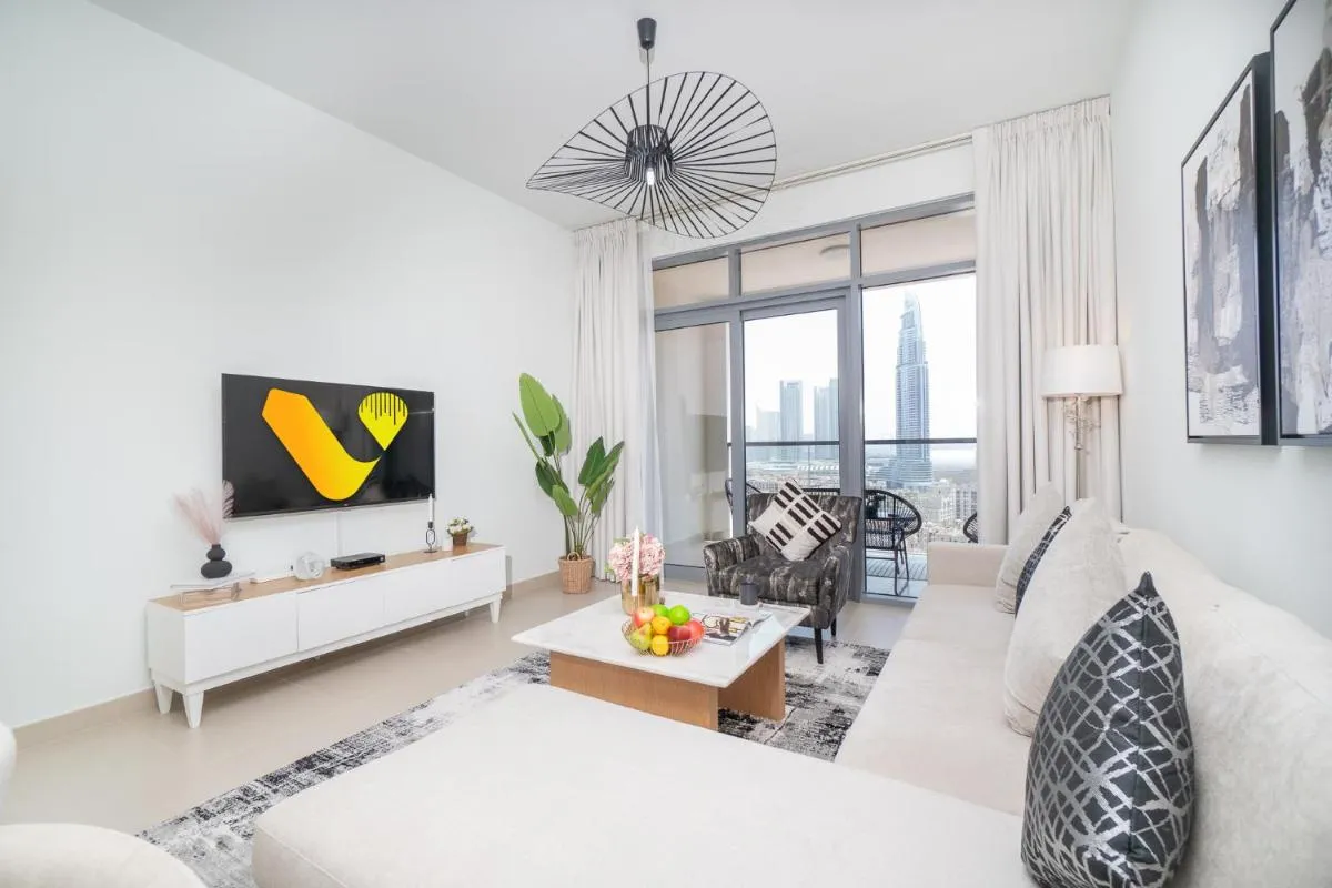Vogue Downtown – Bellevue Towers - 2