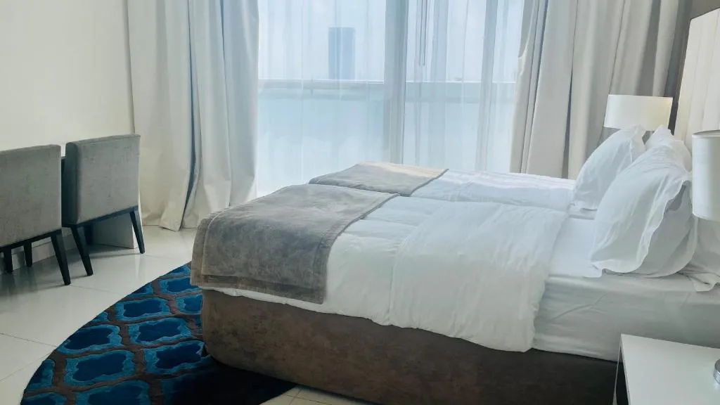 Walking distance to dubai mall Full burj Khalifa view and fountain view new year full fireworks view 2BR - 2