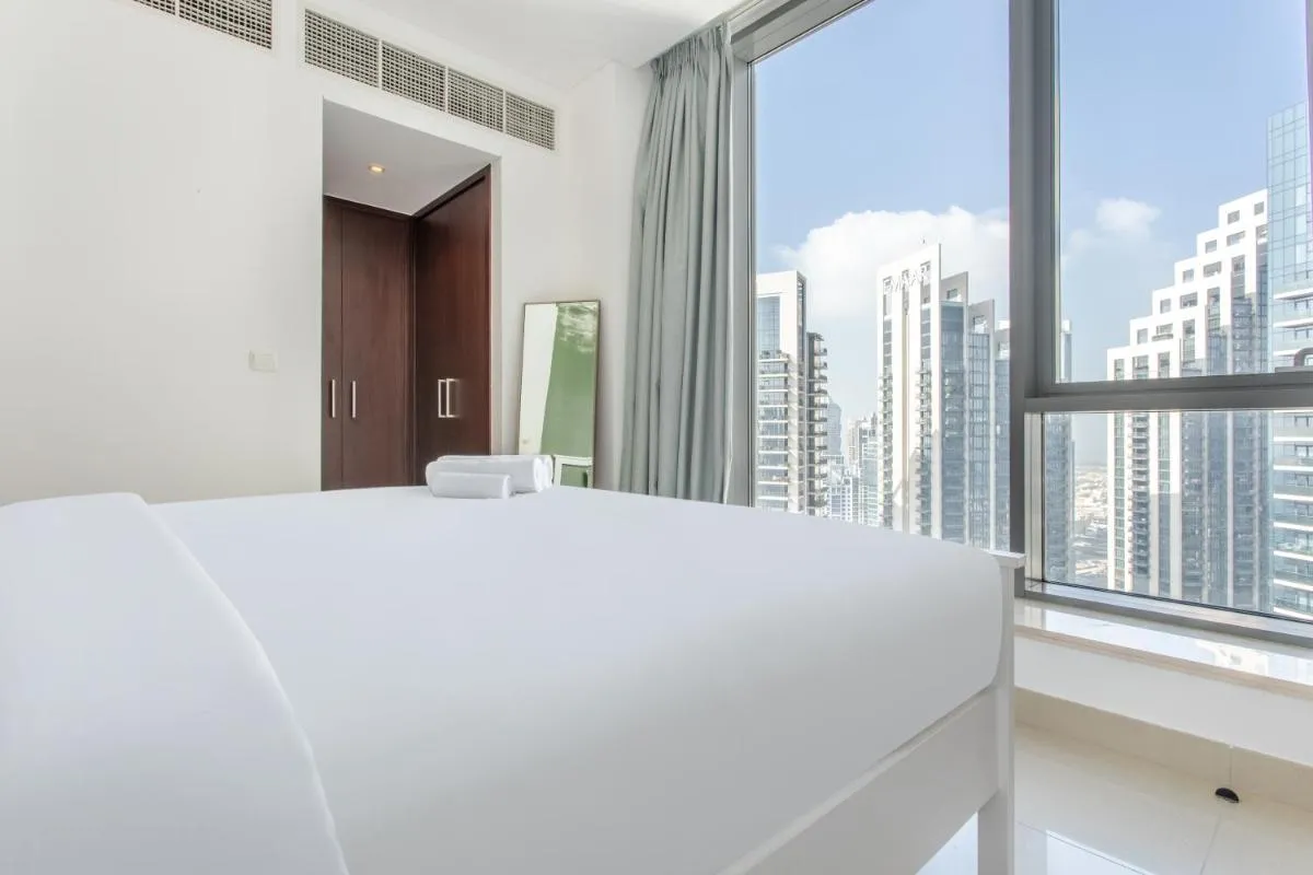 WeHost – Modern 1BR Close to Burj Khalifa and Dubai Mall - 2