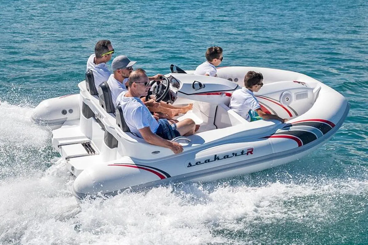 Image 3 of 60 min Amazing Dubai Self-Drive Boat Tour
