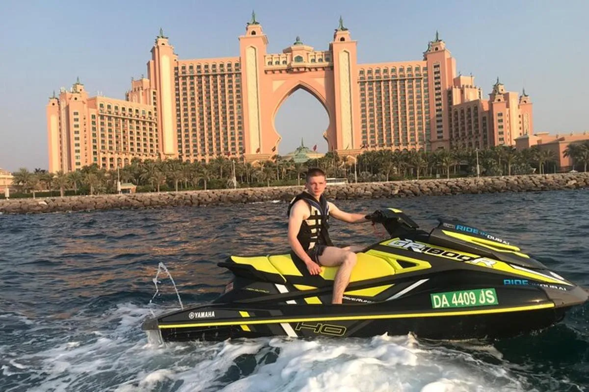 Image 6 of 90 Minutes Dubai Palm Jumeirah Jetski Tour