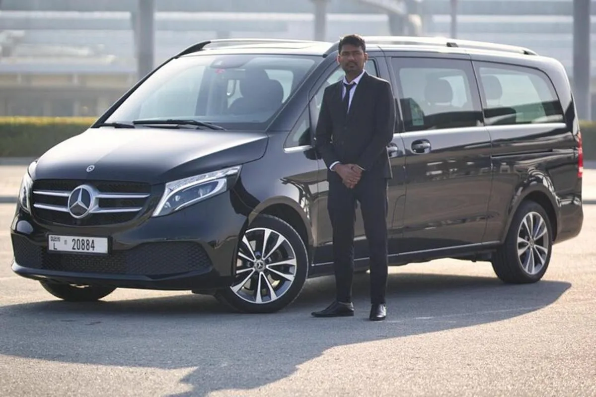 Image 2 of Abu Dhabi Airport (AUH) Private Transfer to Abu Dhabi City/Hotels