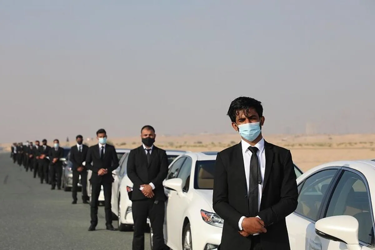 Image 4 of Abu Dhabi Airport (AUH) Private Transfer to Abu Dhabi City/Hotels