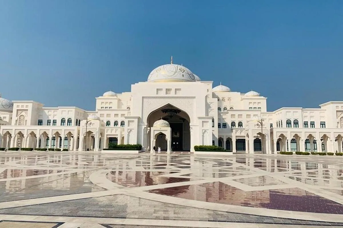 Image 2 of Abu Dhabi City Tour Private