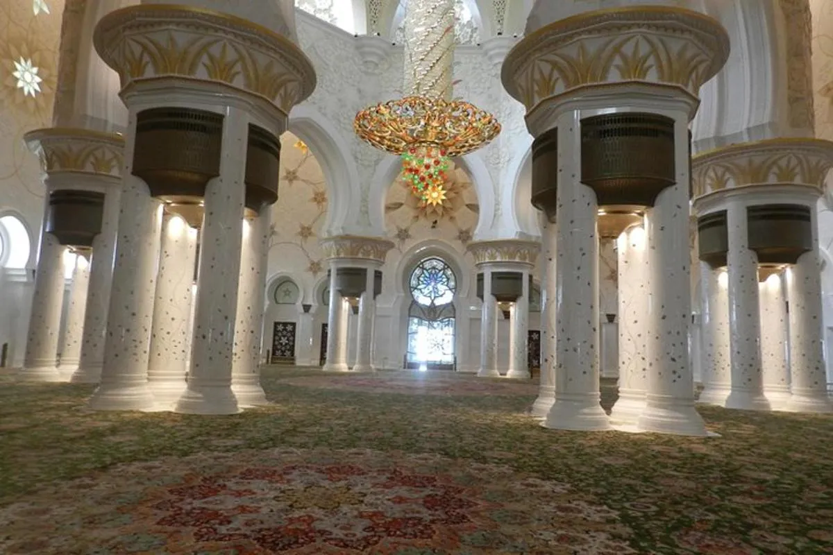 Image 3 of Abu Dhabi City Tour from Dubai with Grand Mosque