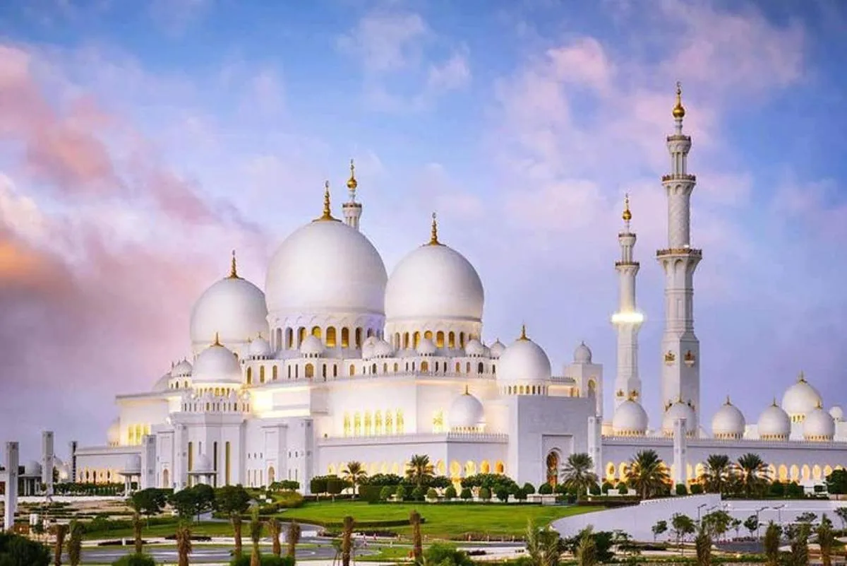 Image 0 of Abu Dhabi City Tour in 4×4 Private Vehicle, Dubai Pickup Option