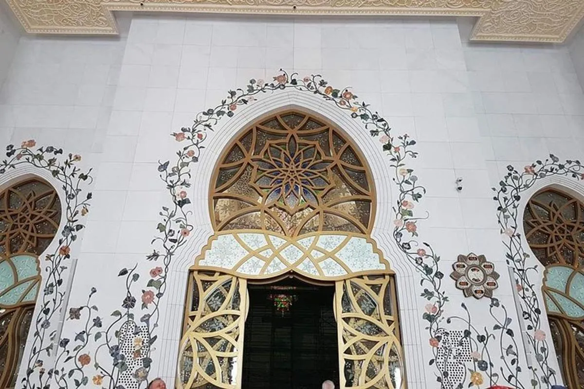 Image 5 of Abu Dhabi Full Day City Tour