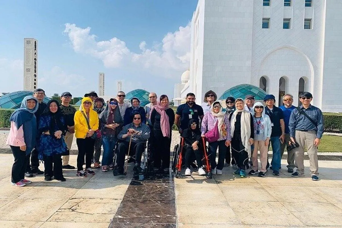 Image 2 of Abu Dhabi Full-Day Guided Tour From Dubai