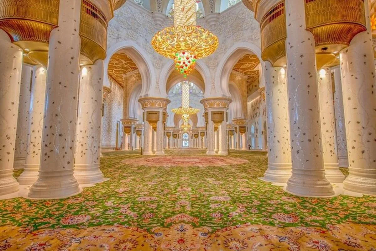 Image 2 of Abu Dhabi Grand Mosque Tour and Louvre Museum Visit from Dubai