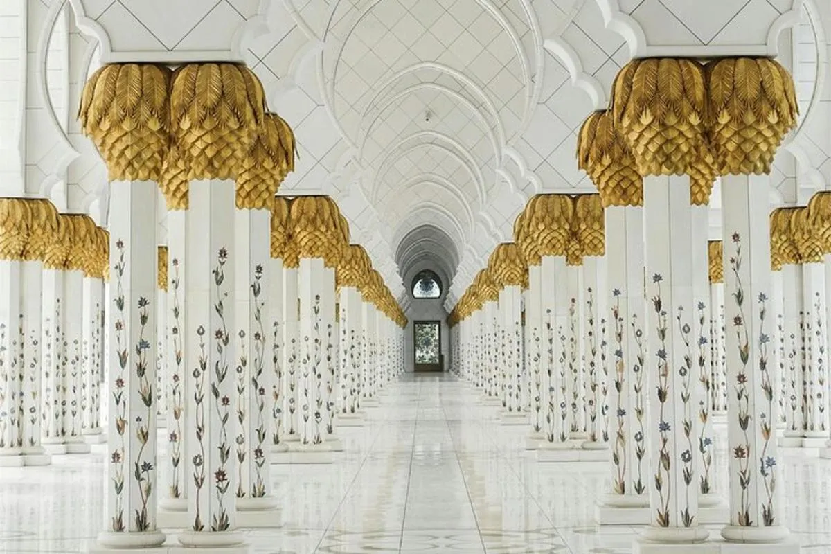 Image 6 of Abu Dhabi: Half Day Sightseeing Tour with Pick up & Drop off