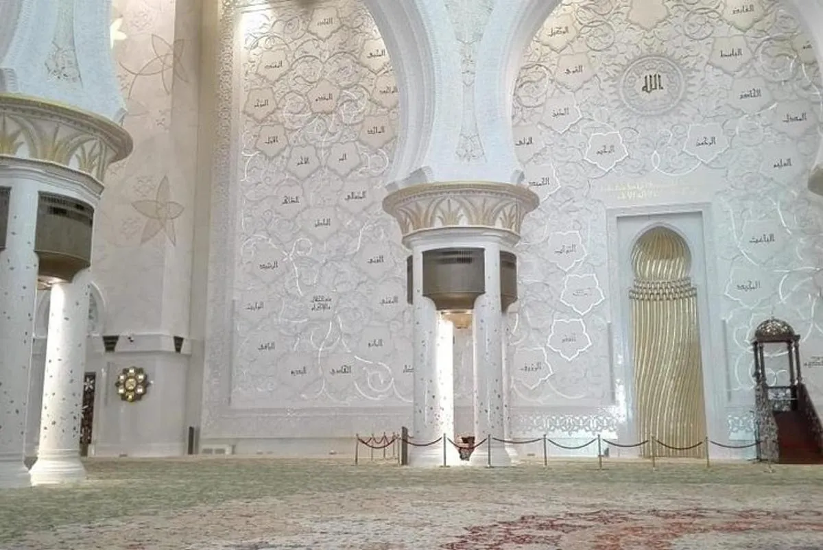 Image 4 of Abu Dhabi Sightseeing with Sheikh Zayed Grand Mosque & Louvre Abu Dhabi Private
