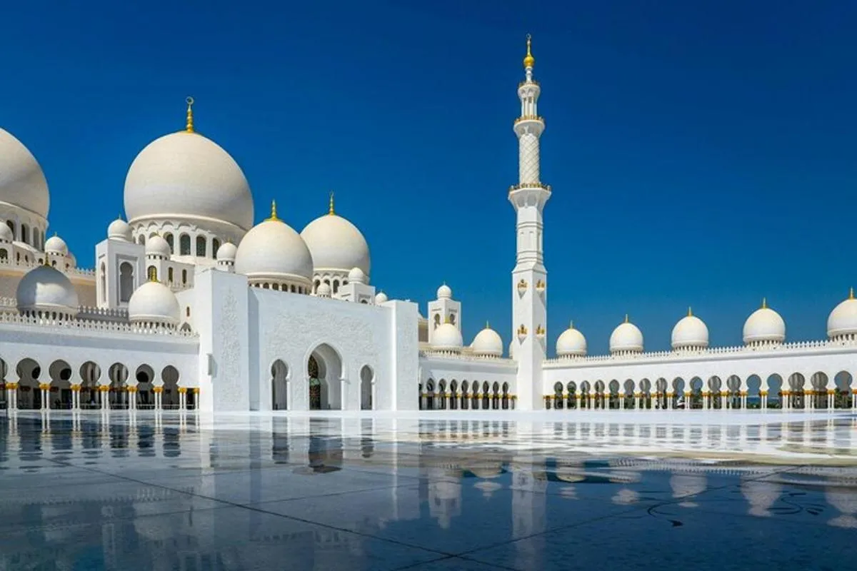Image 1 of Abu Dhabi Top Sights Adventure from Dubai