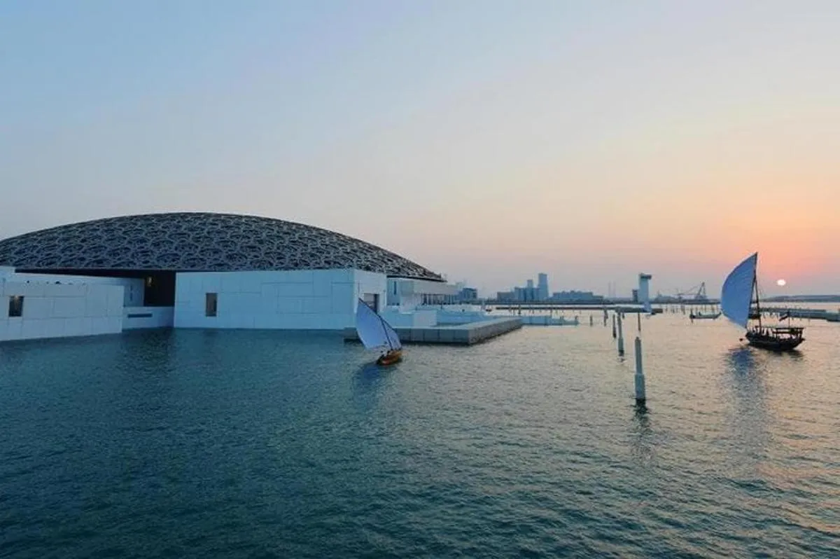 Image 1 of Abu Dhabi Tour With Louvre Museum Admission & Lunch
