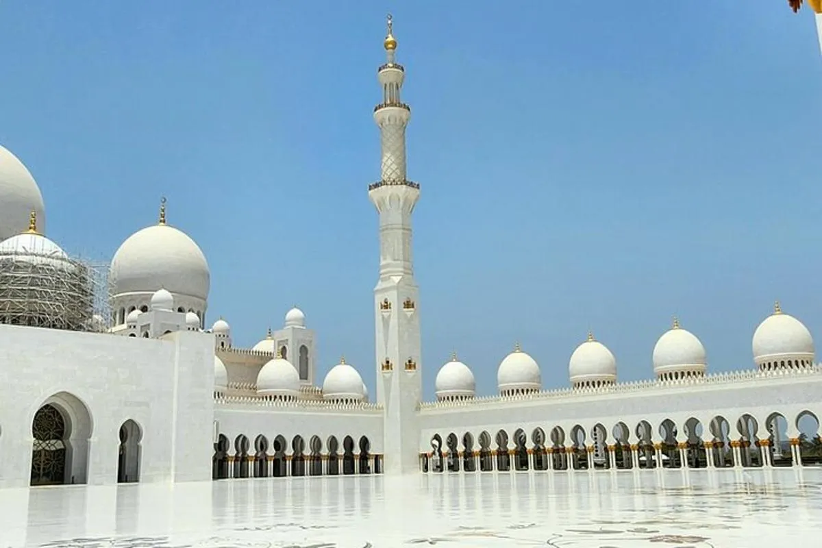Image 4 of Abu Dhabi Tour from Dubai:The Mosque, Qasr Al watan, Etihad Tower