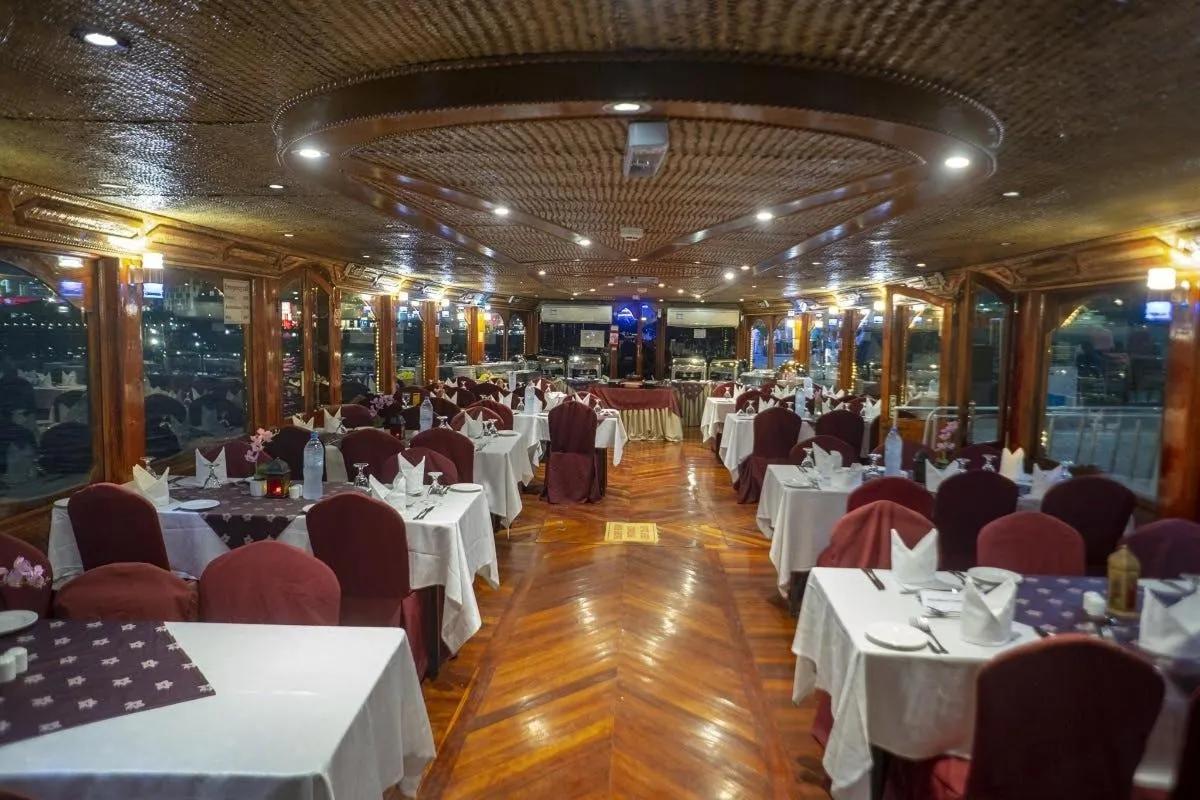Image 6 of Abu Dhabi Tour with Dhow Dinner Cruise