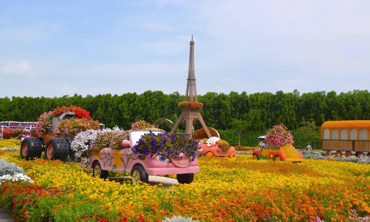 Image 3 of Admission to Dubai Miracle Garden