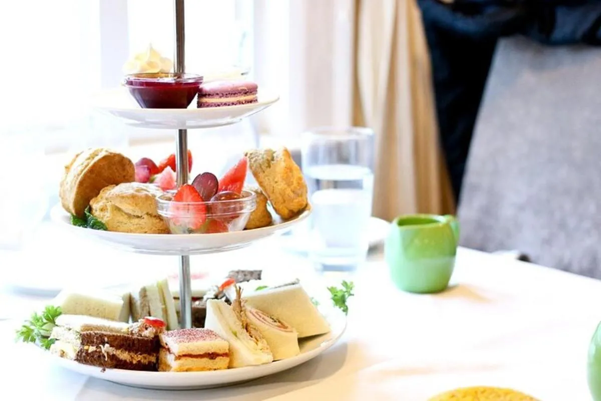 Image 6 of Afternoon High Tea in Burj Al Arab with Transfer