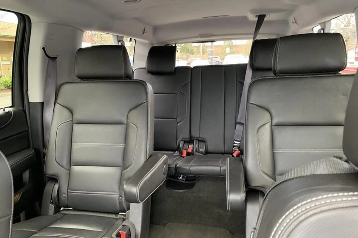 Image 4 of Arrival Private Transfer from Dubai Airport DXB to Dubai city by car or SUV