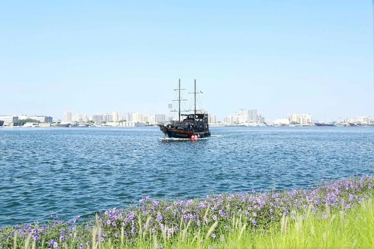 Image 4 of Black Pearl Sightseeing Cruise of Dubai
