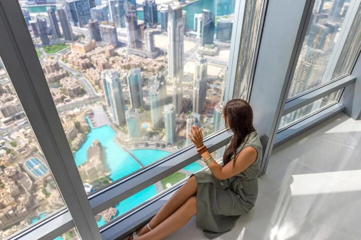 Image 4 of Burj Khalifa And Dubai Mall Aquarium Tickets With Transfer