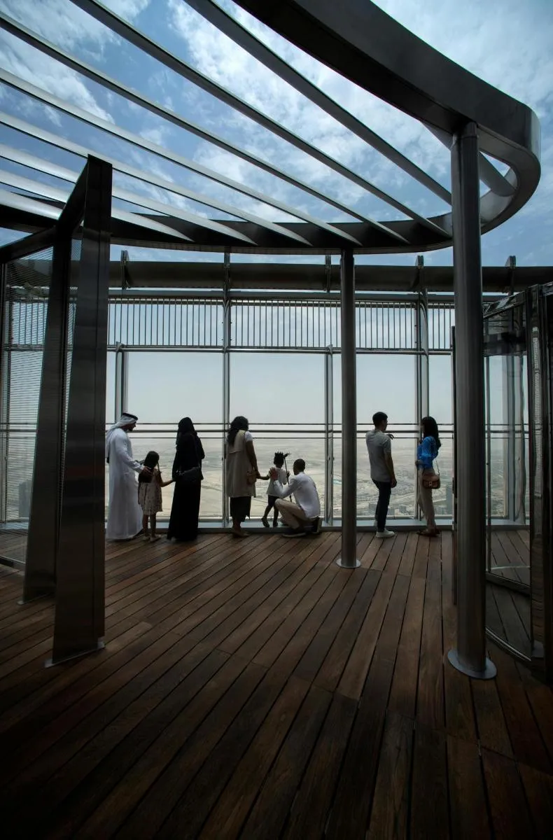 Burj Khalifa Levels 124 and 125 with Souvenir