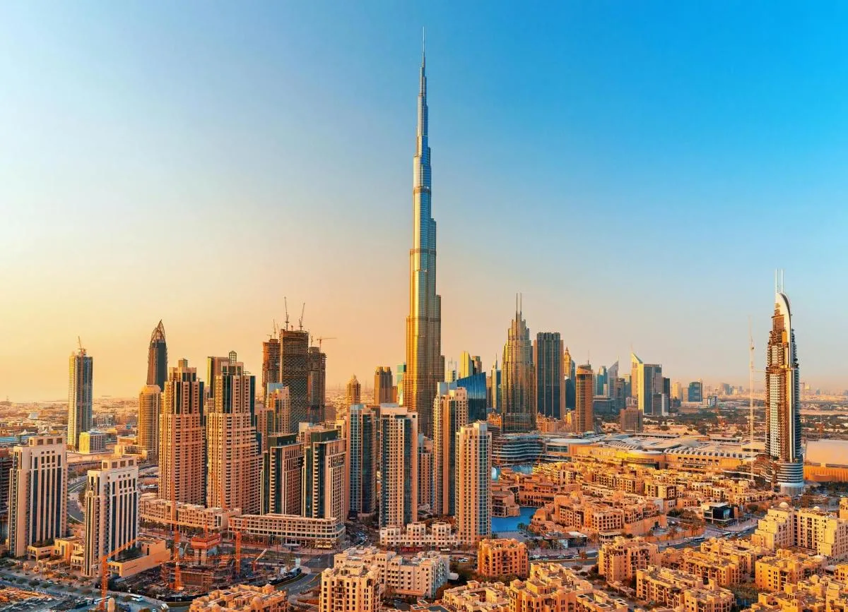 Image 1 of Burj Khalifa Levels 124 and 125 with Souvenir