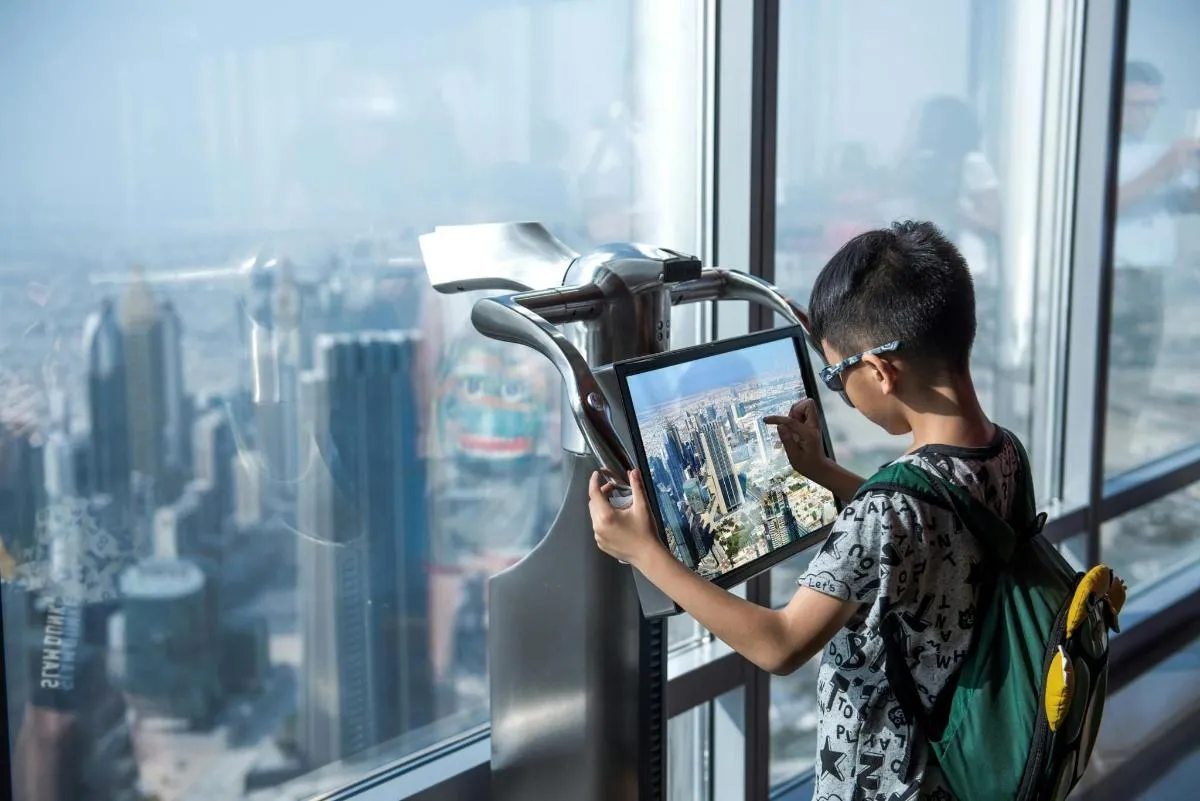 Image 2 of Burj Khalifa Levels 124 and 125 with Souvenir