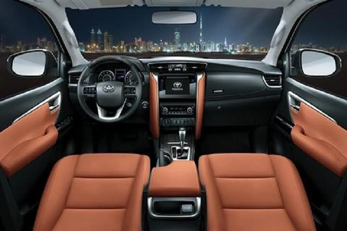 Image 2 of Car With Driver In Dubai – 10 Hours