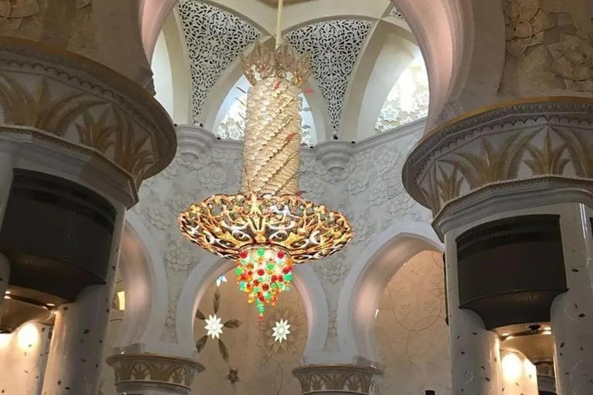 Image 3 of DEAL: Sheikh Zayed Grand Mosque and Dubai Red Dunes with BBQ Dinner