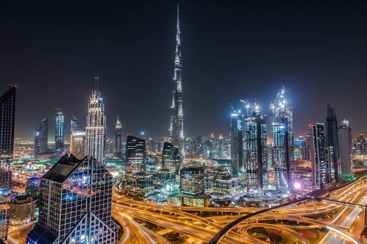 Image 6 of Dubai Airport (DXB) Private Transfer to Dubai/Jumeirah/Abu Dhabi