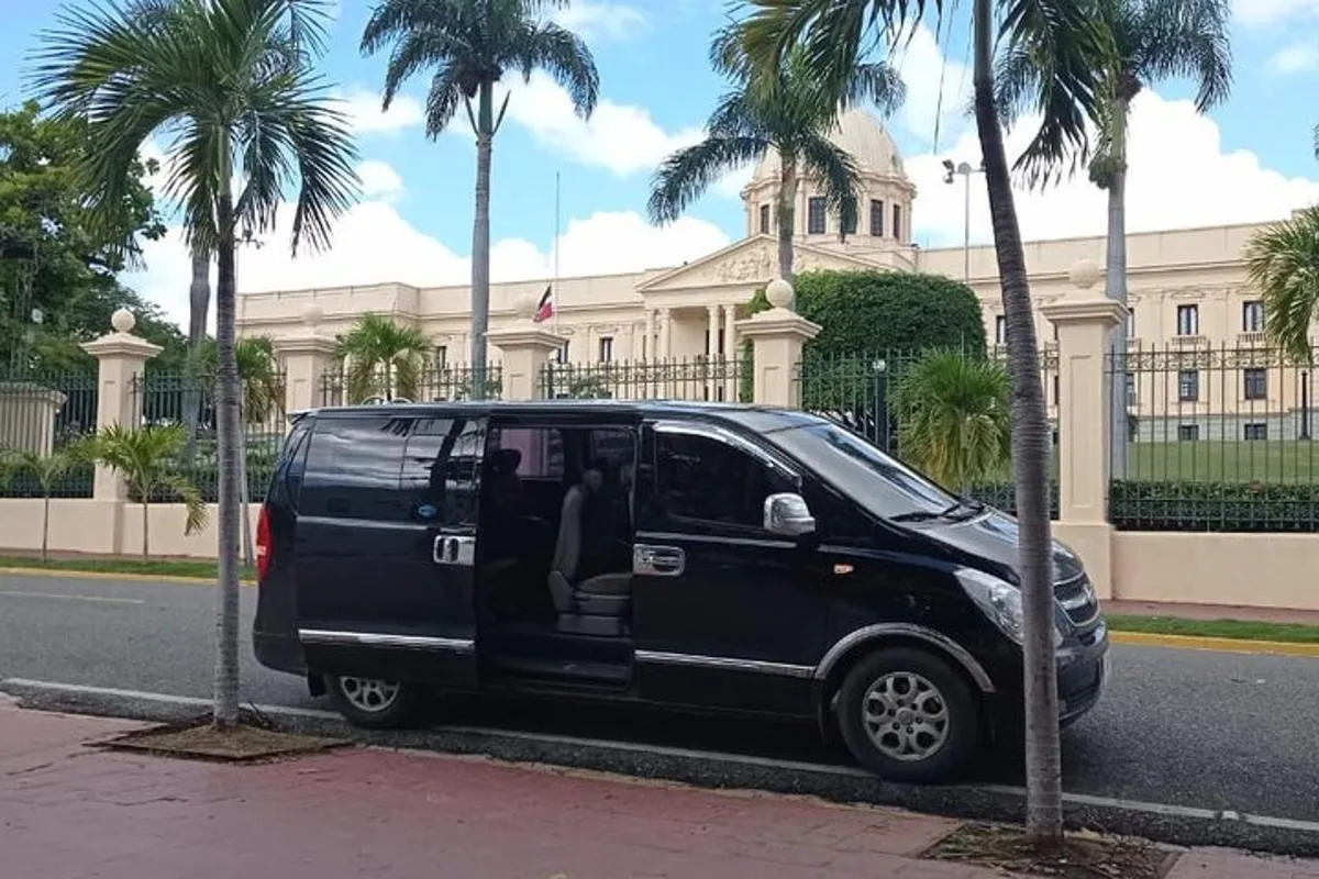 Dubai Airport (DXB) to Abu Dhabi hotel – Arrival Private Transfer
