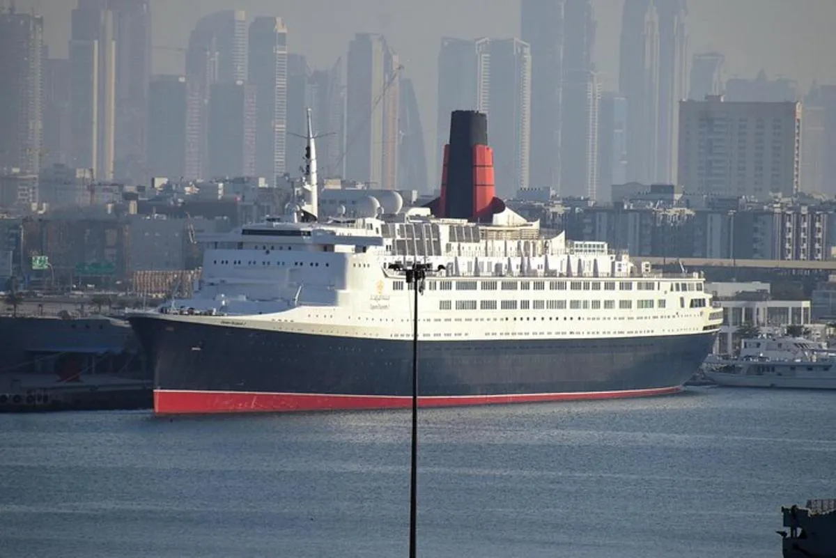 Image 6 of Dubai City Tour with Gold Souq, Old Dubai, Jumeirah Beach