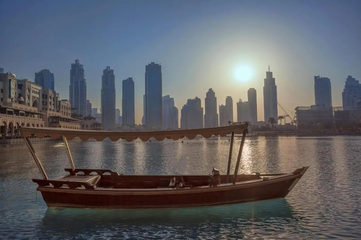Image 4 of Dubai Fountain Show & Burj Khalifa Lake Boat Ride